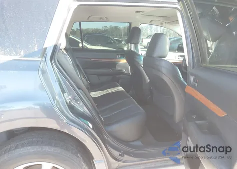 2013 Subaru Outback 2.5I Limited z USA, uszkodzony, nr VIN 4S4BRCKC4D3206512